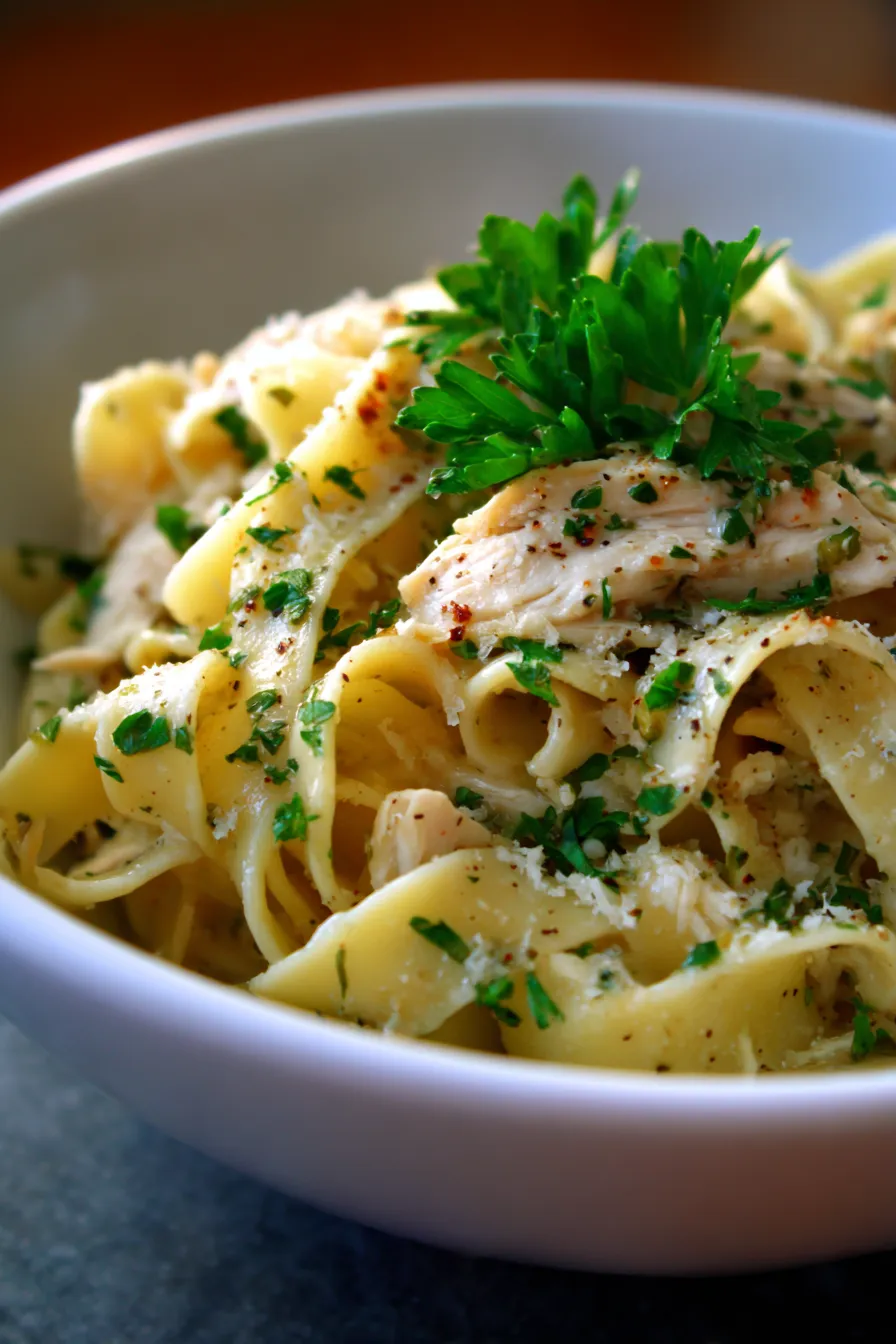 creamy buttered noodles texture close-up